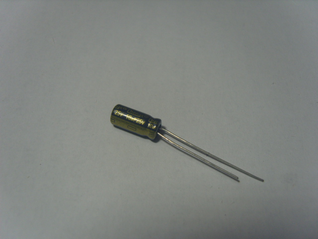 Condensatore 10uF